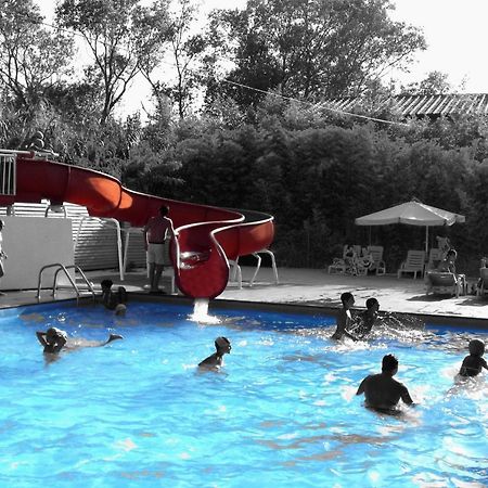 Camping Village Costa Verde 포르토 포텐자 피세나 외부 사진